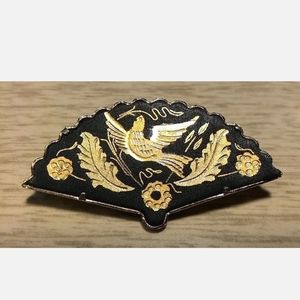 Vintage Damascene Black Enamel Flower Bird Fan Pin Brooch Gold Plate